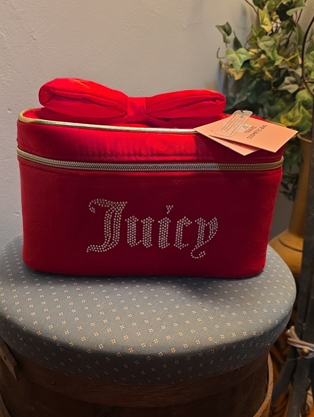 JUICY COUTURE RED VELOUR BOW TRAIN  TRAVEL CASE NWT